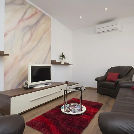 Fantasy Apartment *