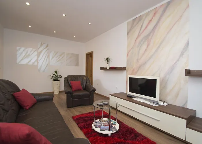 アパート Fantasy コルチュラ